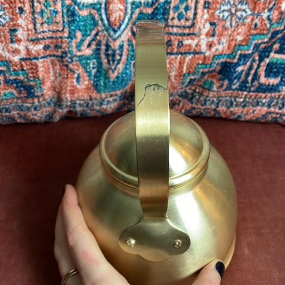 Handmade (in India) gold plated 1L kettle - Picture 4 of 7